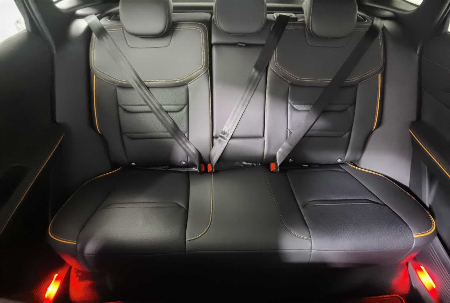 FORD TERRITORY DARK EDITION 1.8L ECOBOOST A/T image 13