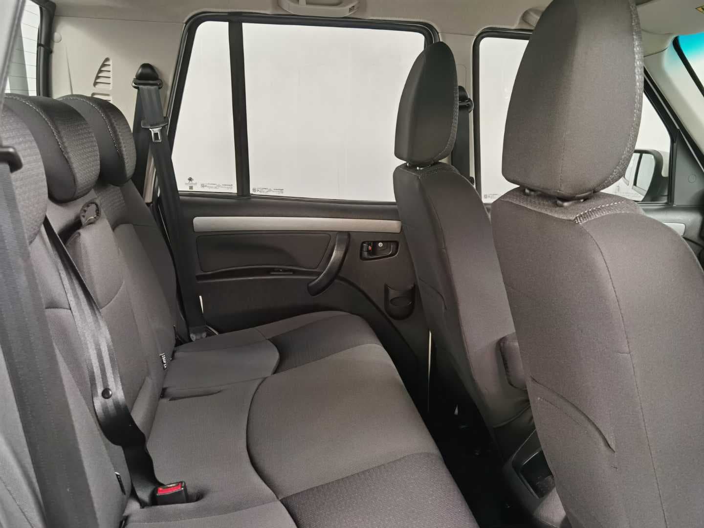 MAHINDRA PIK UP 2.2 mHAWK S6 REFRESH 4X4 A/T P/U D/C image 13
